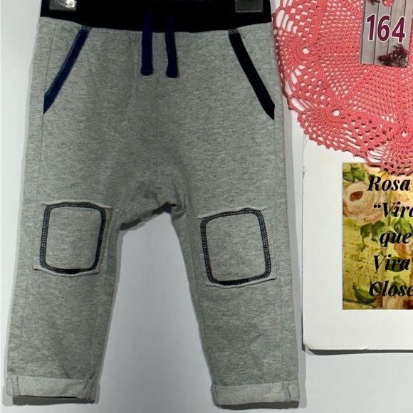 NWT Splendid Boys Light Grey and Navy Patched Knees Sweatpants Size 18-24 Months - Picture 2 of 9